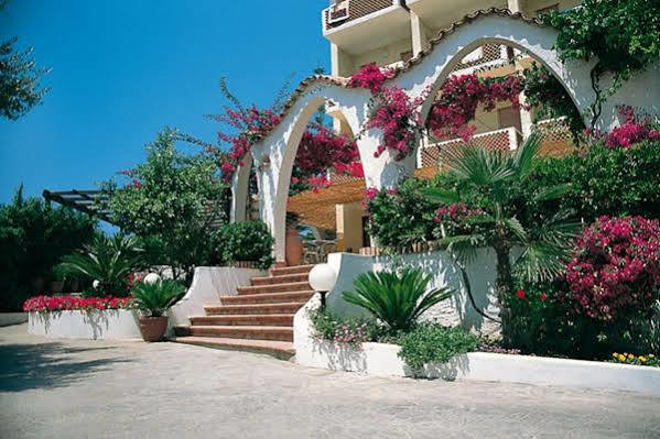 Hotel Punta Faro Capo Vaticano Eksteriør bilde